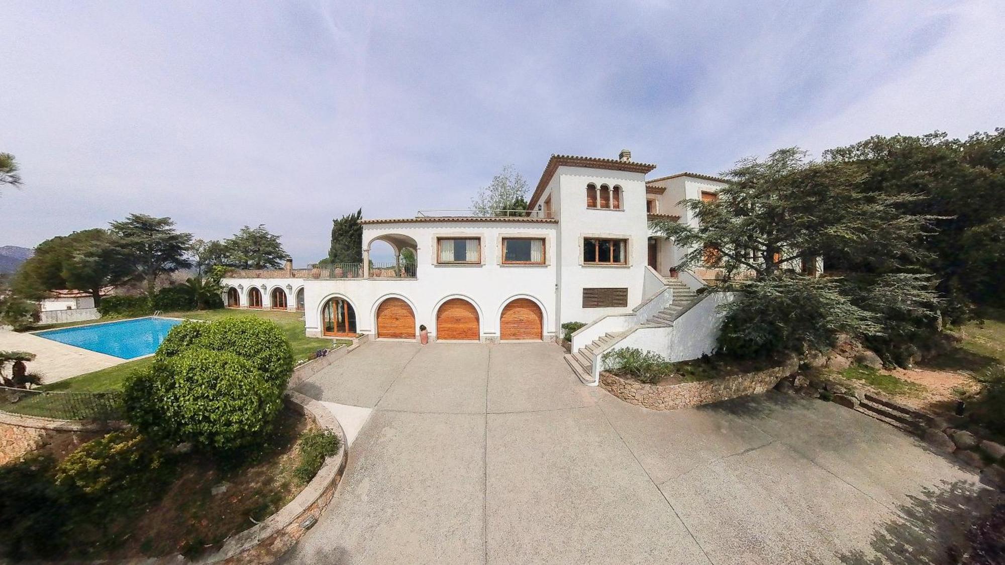 Villa Maricel Сан-Фелиу-де-Гишольс Экстерьер фото