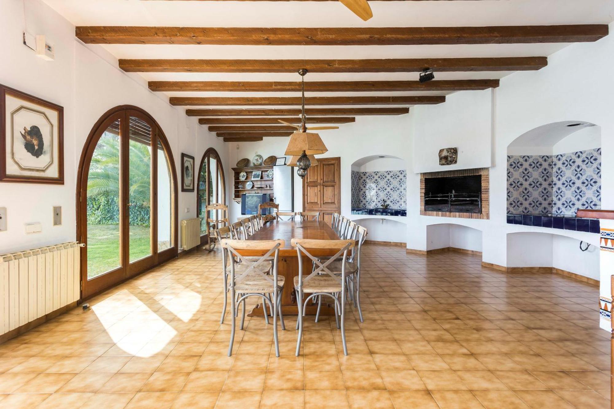 Villa Maricel Сан-Фелиу-де-Гишольс Экстерьер фото